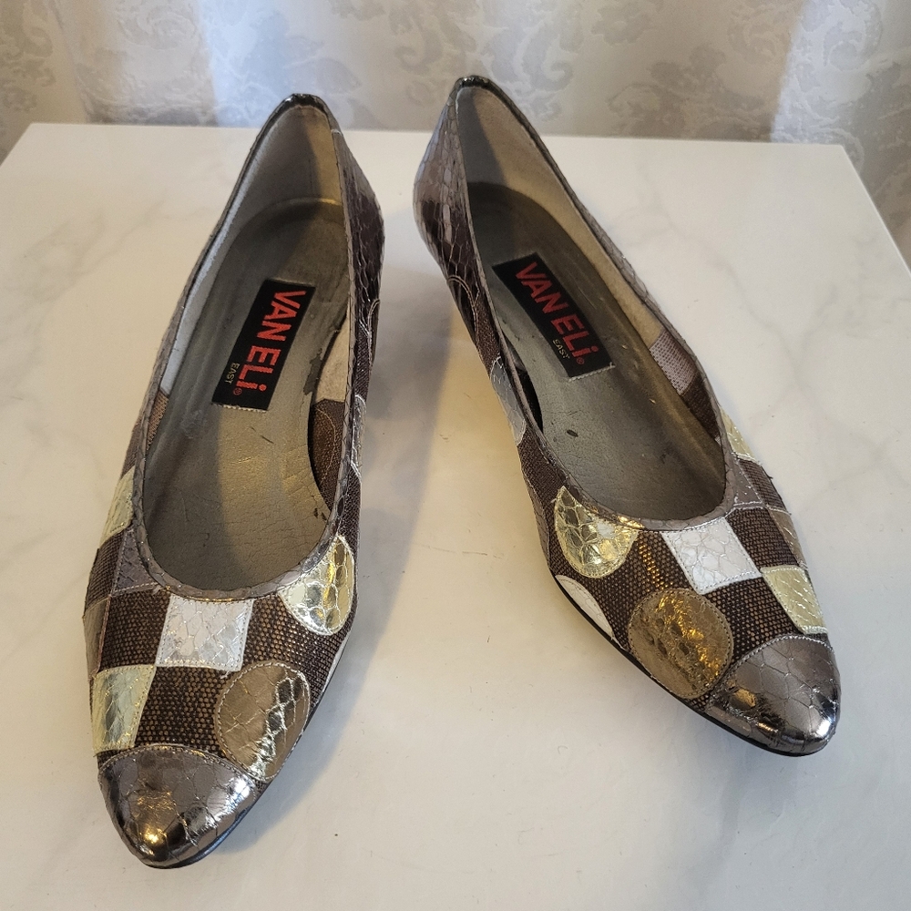 Vaneli Kitten Heels, Vintage, Women Shoes, Pumps, Size 10N, Gold, Multicolor